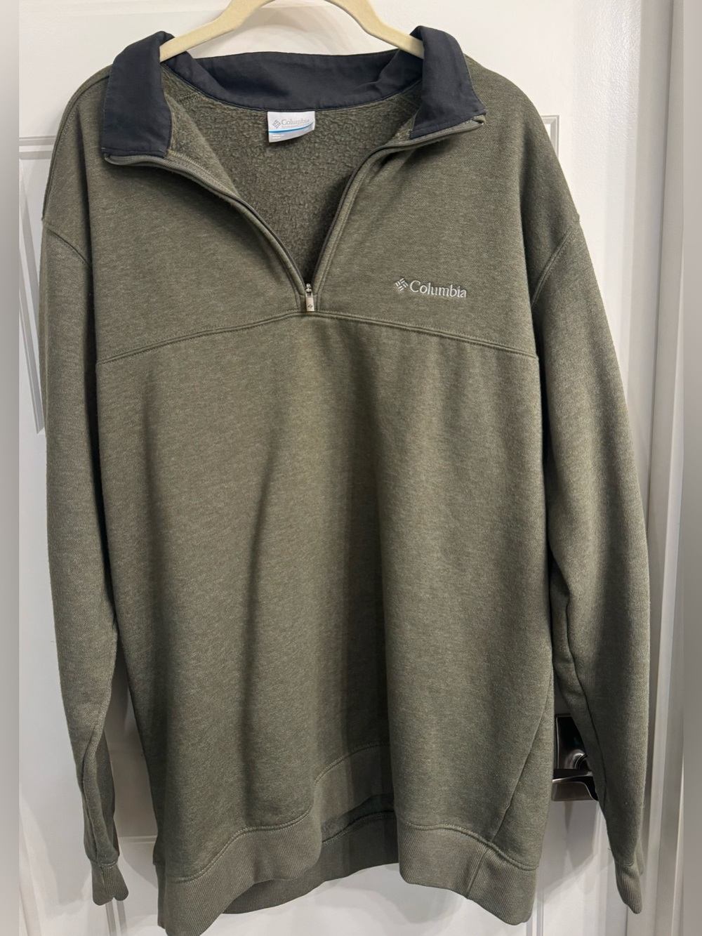 Columbia Olive Green Quarter-Zip Pullover- X Large